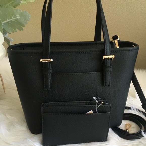 Last one❗️MK Carryall Tote/Crossbody&wallet - Picture 5 of 8